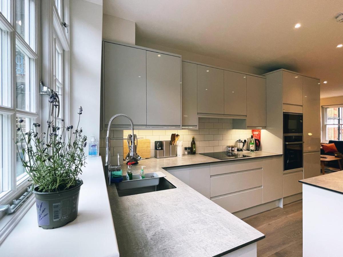 런던 James'S Place On Oxford Street 아파트 외부 사진